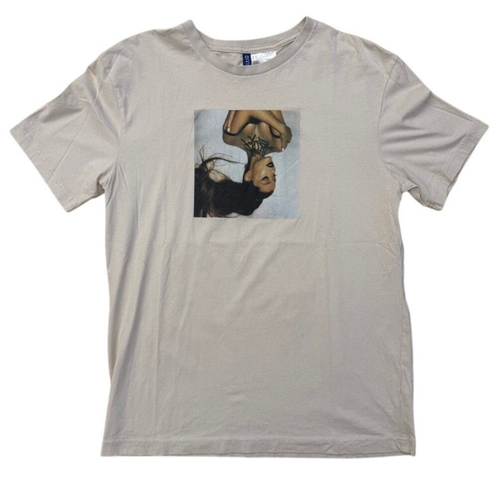 Ariana Grande thank u, next H&M Divided merch tee Size Medium